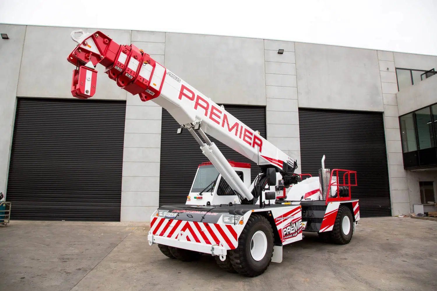 Crane hire rates in Australia A comprehensive guide
